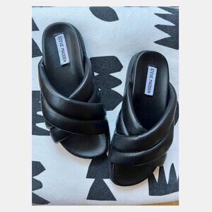 STEVE MADDEN - Womens Black Crisscross Straps Quilted Slide